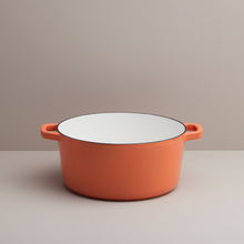 Load image into Gallery viewer, Recycled Cast Iron 5.2l Casserole - Terracotta