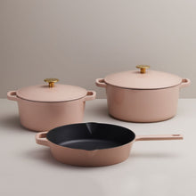 Load image into Gallery viewer, Recycled Cast Iron 5.2l Casserole - Dusty Pink