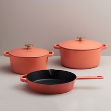 Load image into Gallery viewer, Recycled Cast Iron 5.2l Casserole - Terracotta